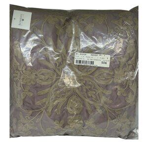 Bombay Lavender Medallion Decorative Throw Pillow Floral Accent Cushion Elegance